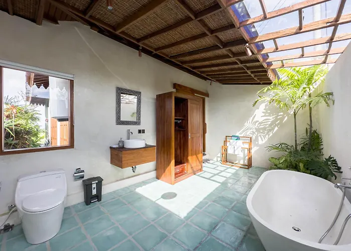 Uma Nawasena * Ubud (Bali)