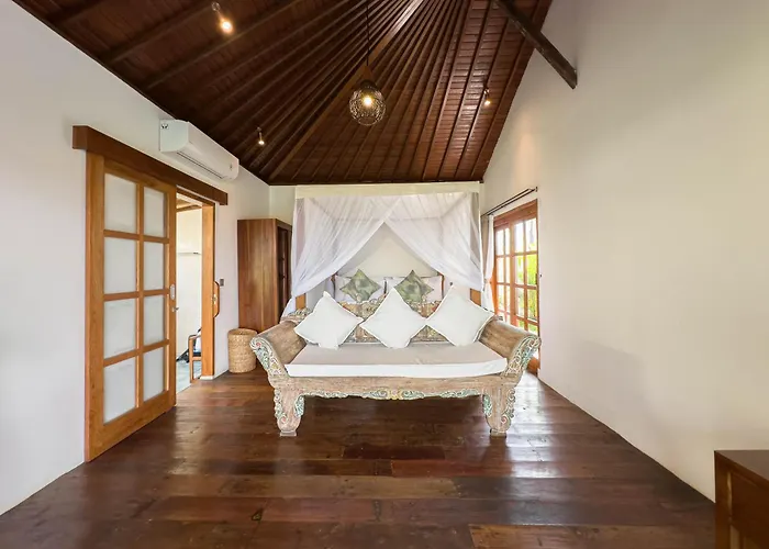 Uma Nawasena * Ubud (Bali)
